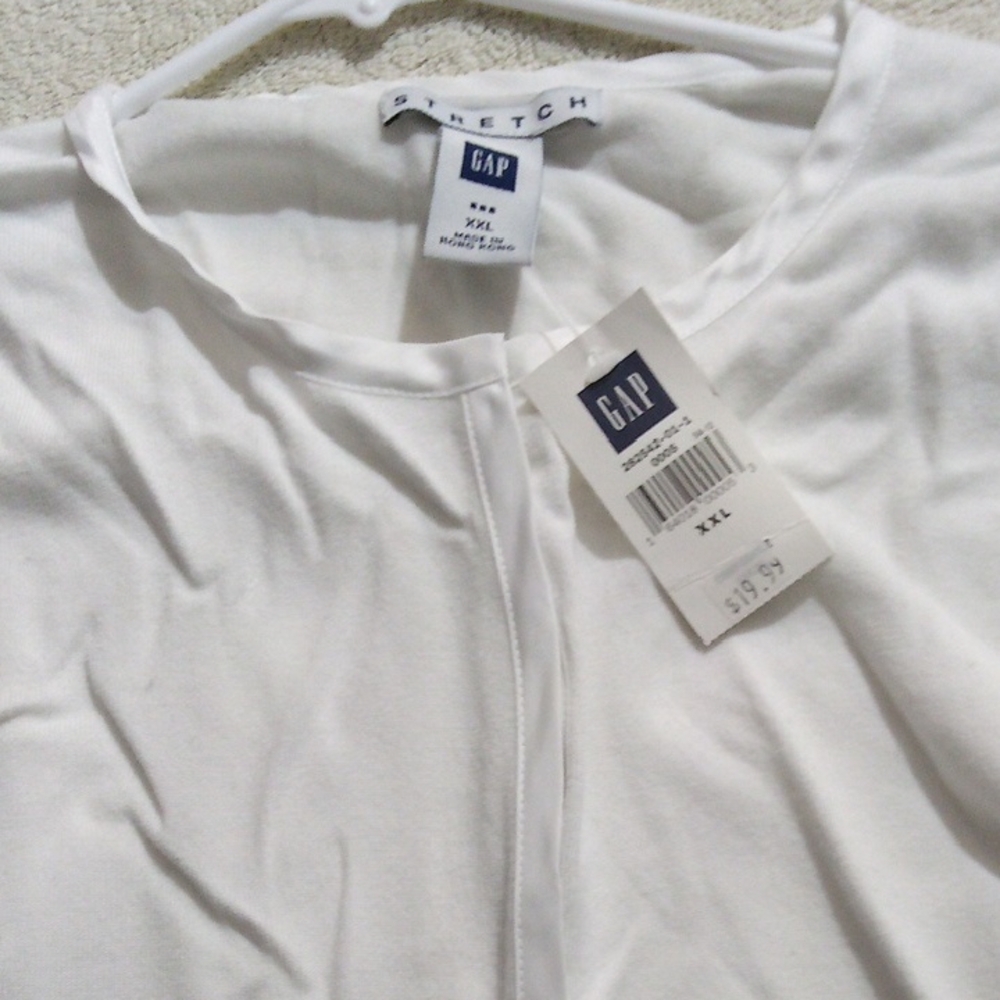 GAP White Stretch Crew Neck Top